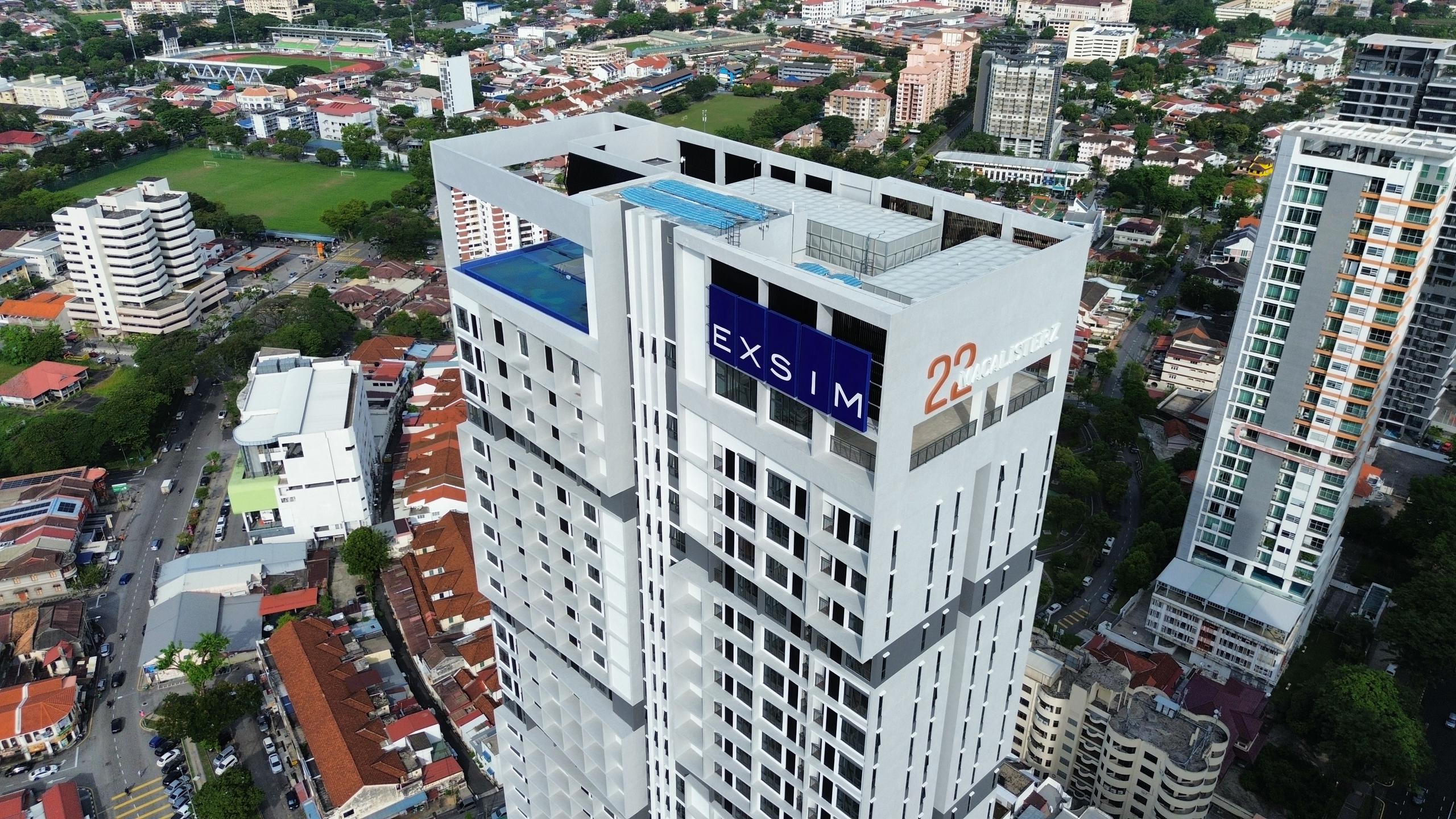 Expressionz Suite Exterior View